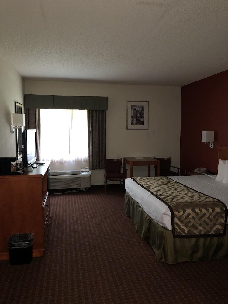 Millennium Inn Ellisville Экстерьер фото