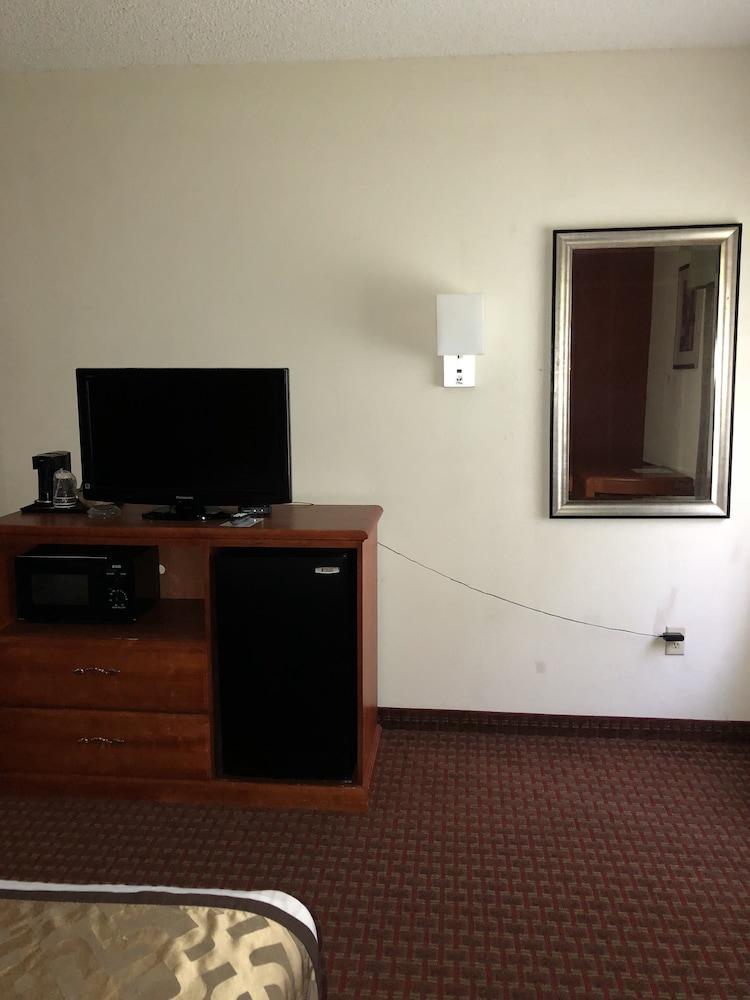 Millennium Inn Ellisville Экстерьер фото