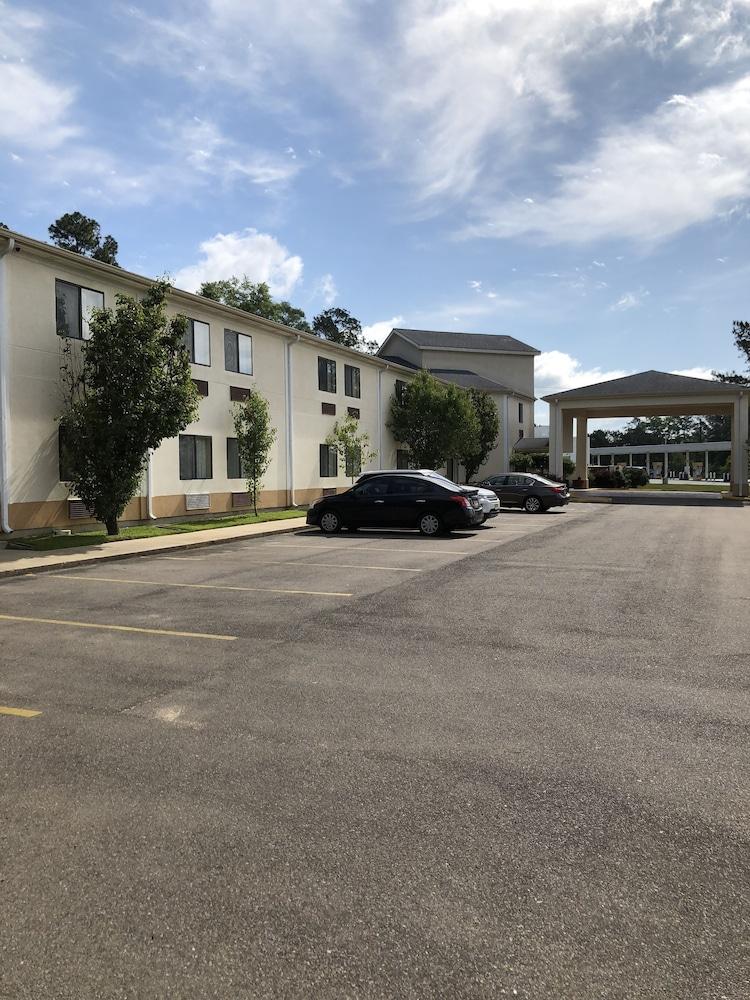 Millennium Inn Ellisville Экстерьер фото