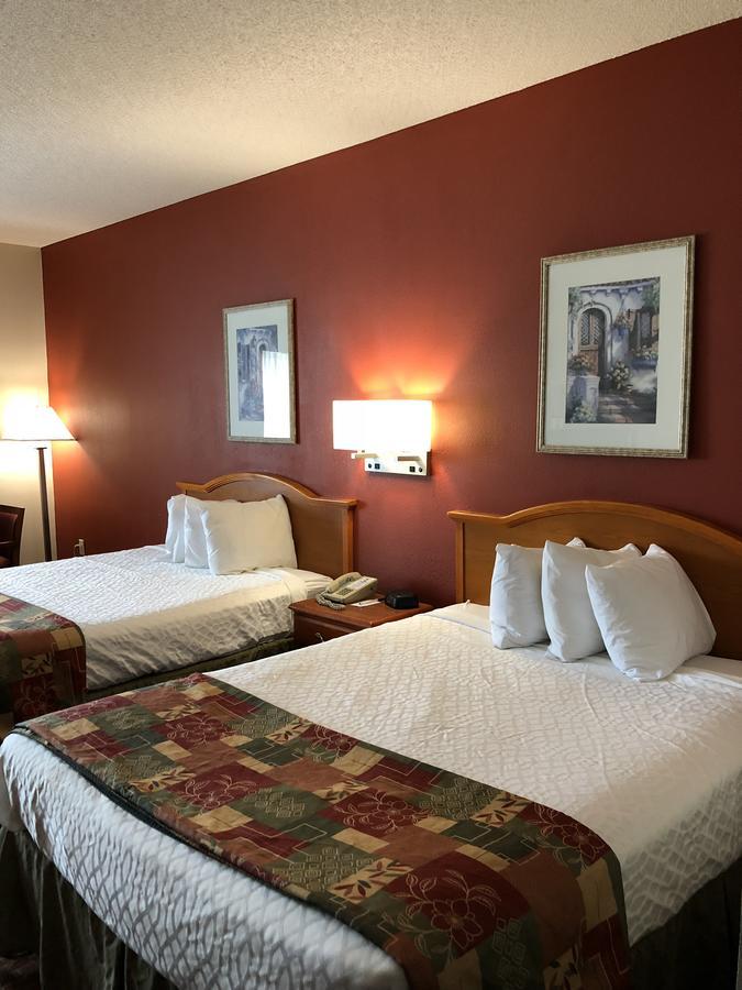 Millennium Inn Ellisville Экстерьер фото