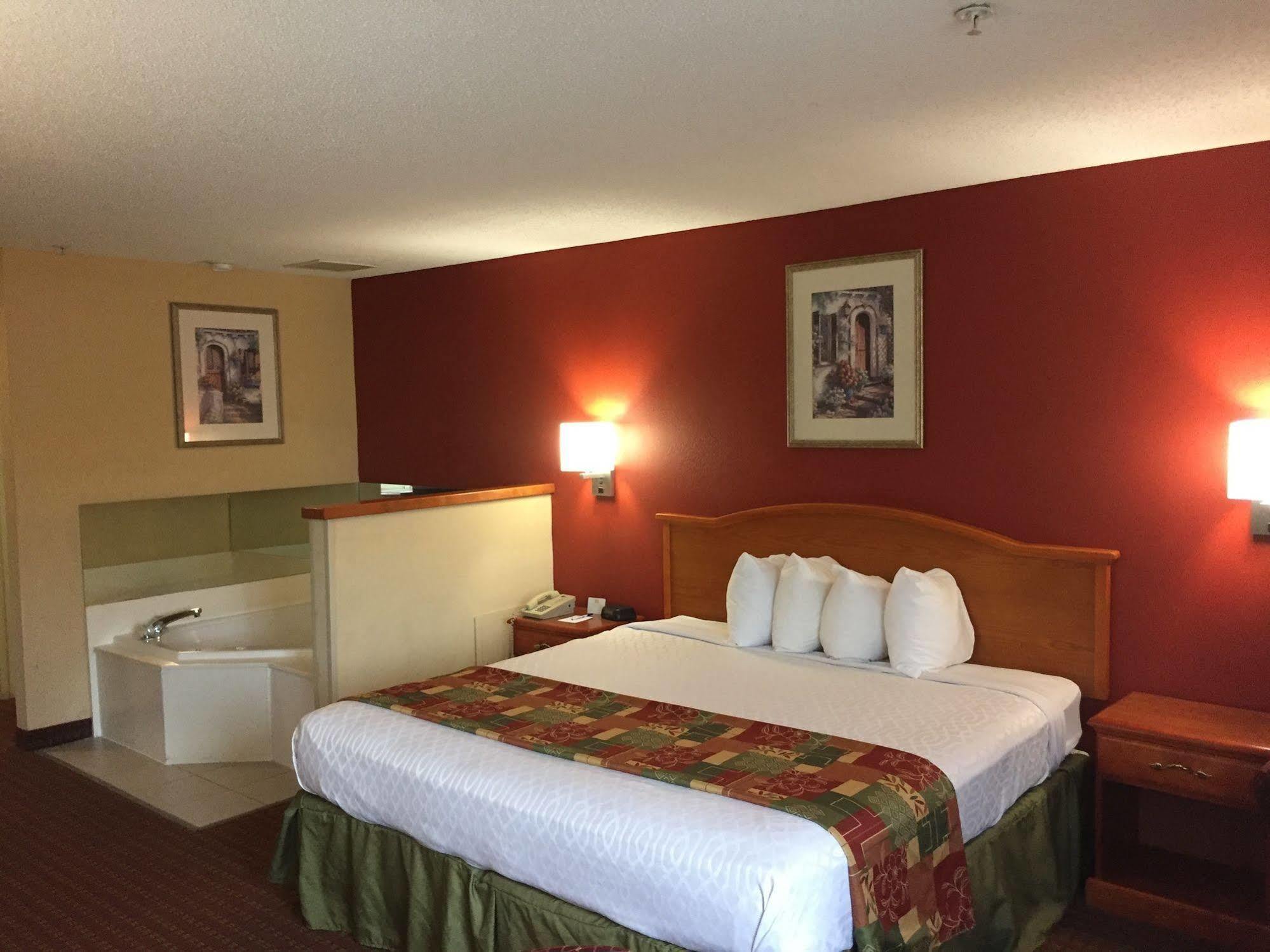 Millennium Inn Ellisville Экстерьер фото