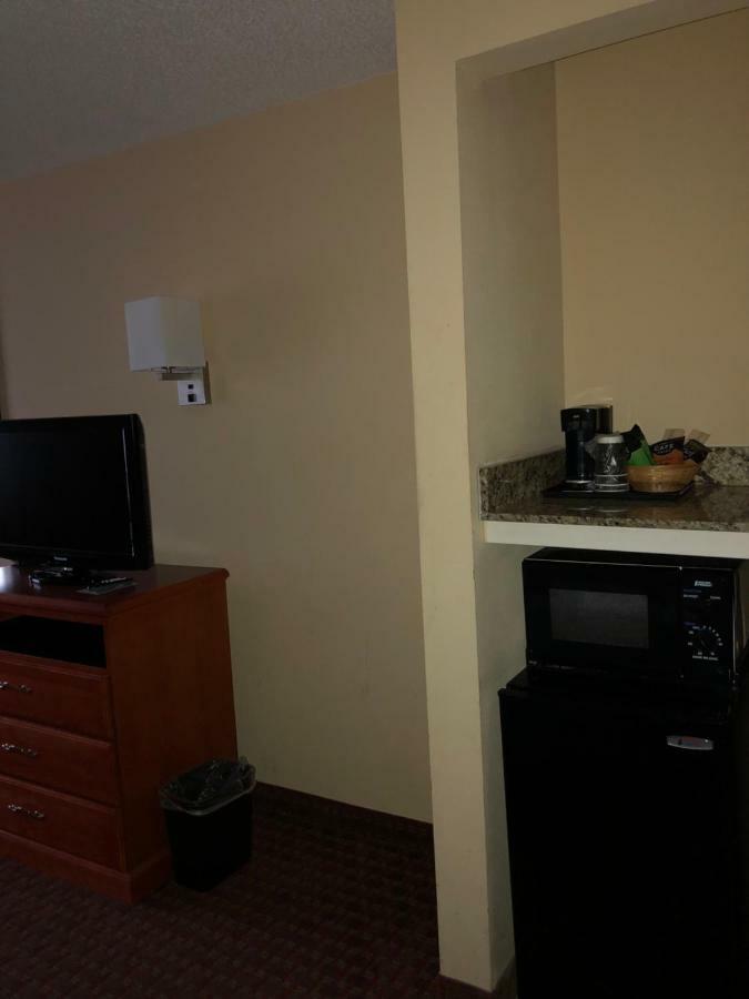 Millennium Inn Ellisville Экстерьер фото